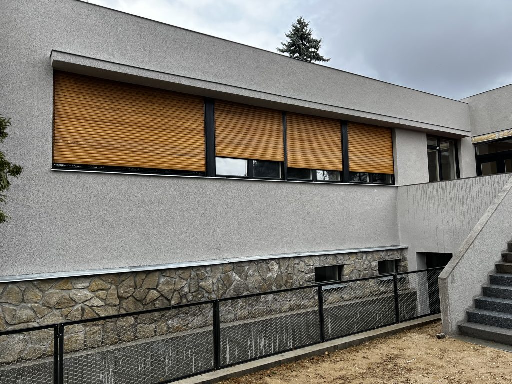 drevene venkovni rolety voivo zelenkova vila IX